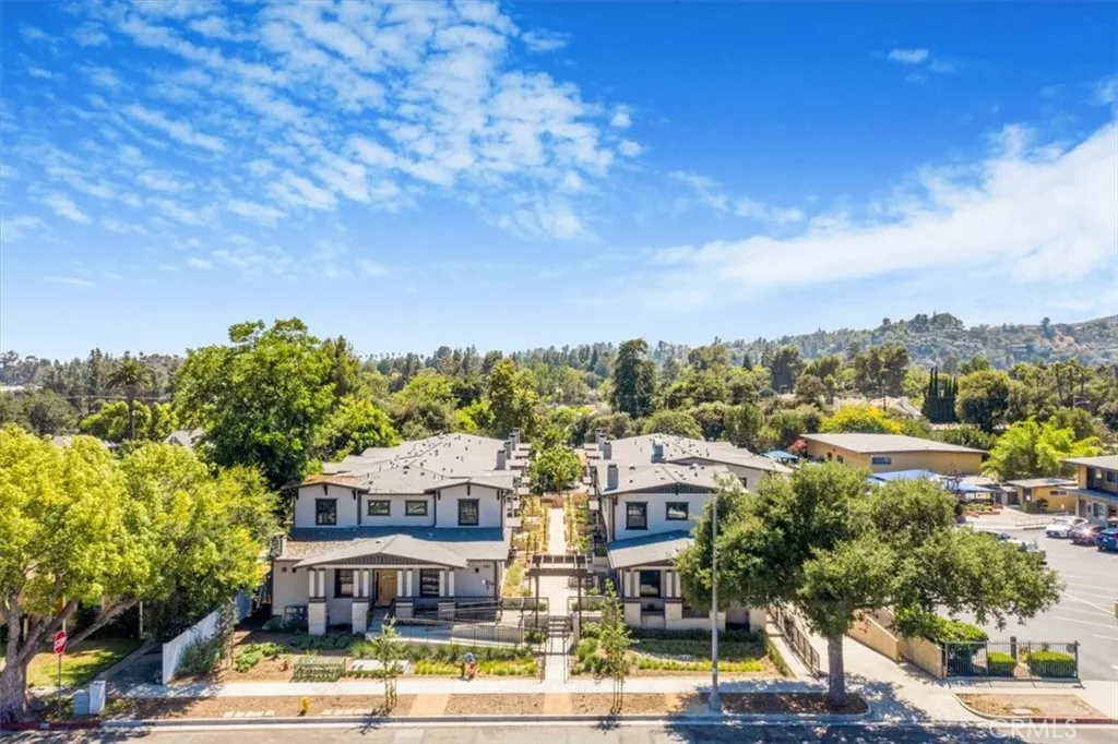 569 Lincoln Avenue 8, Pasadena, California 91103 home-pic-5